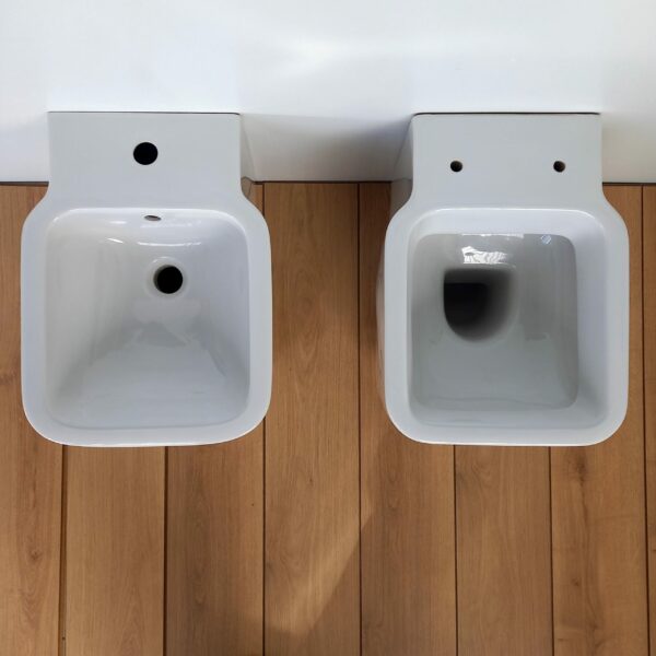 Coppia di sanitari Flow a terra bianchi - immagine 3