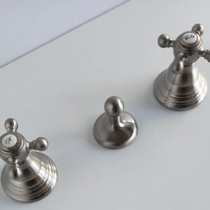 Rubinetteria bidet tre fori Borgo Vecchio argento antico