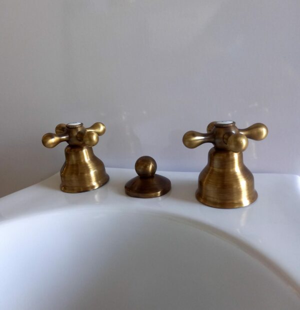 Rubinetteria bidet tre fori Iris bronzo - immagine 2